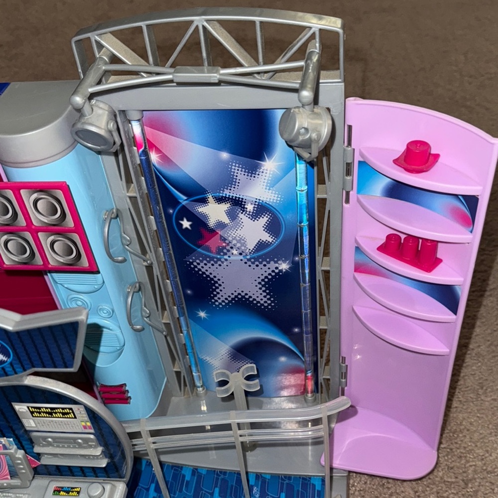Barbie American Idol recording studio playset - Picture 2 of 6